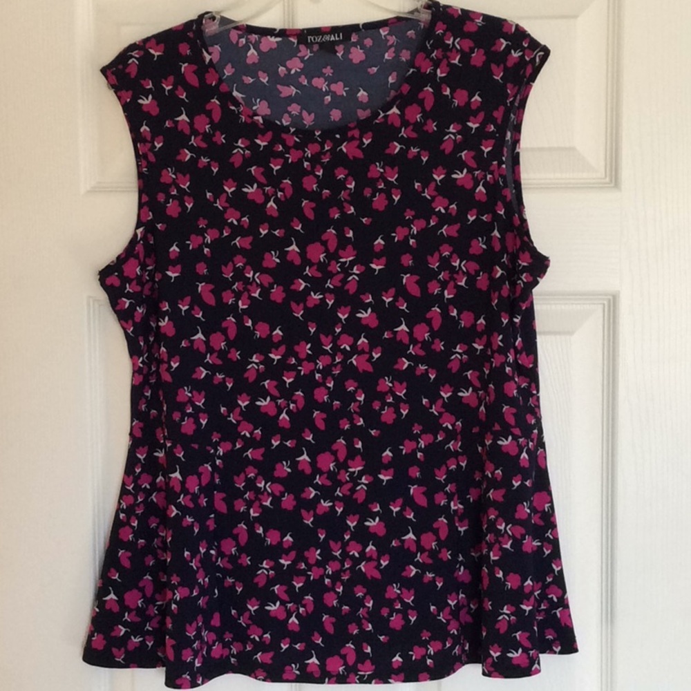 Roz & ALI Top